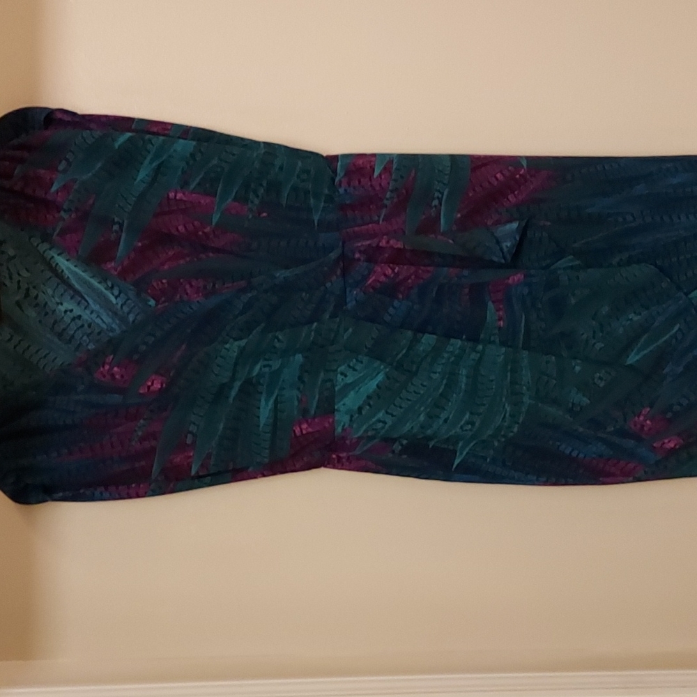 Dress with tropical designs.